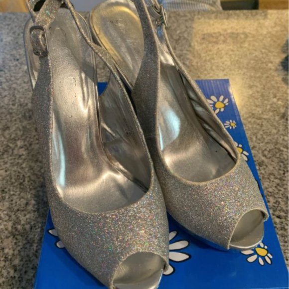 Sparkly Silver Heels - Picture 2 of 2